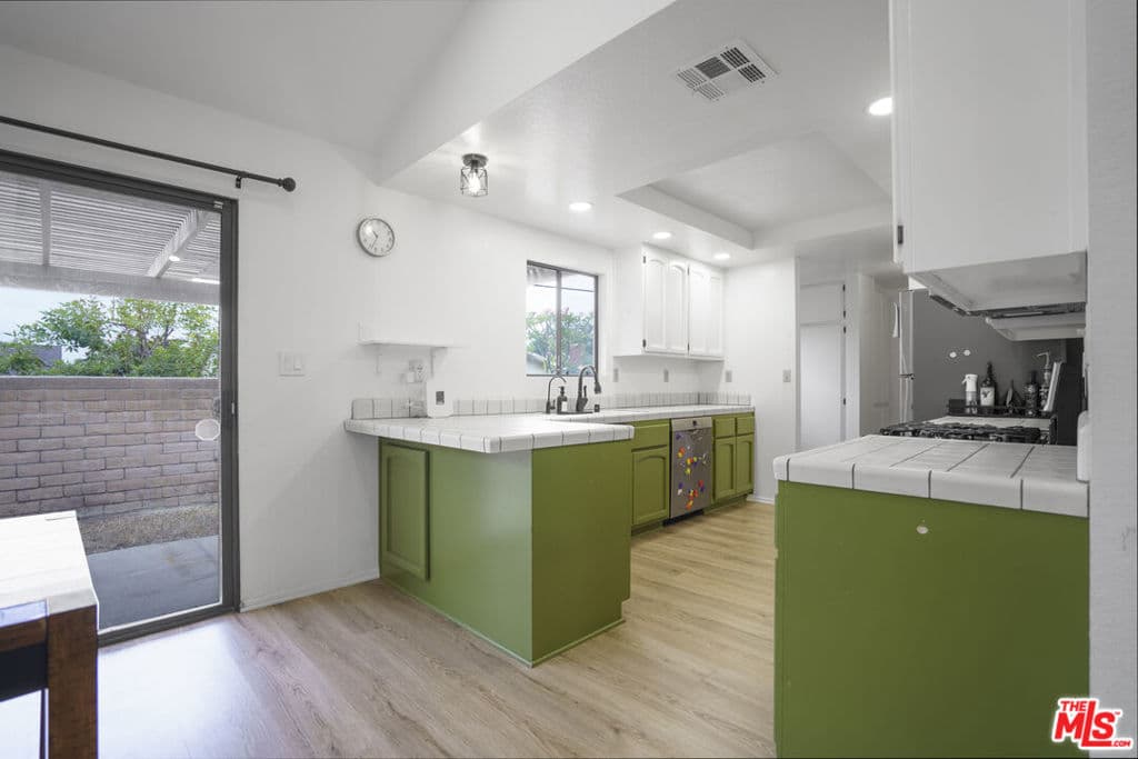 Condo at 1071 N Glendora Avenue, Covina — photo 12 of 12