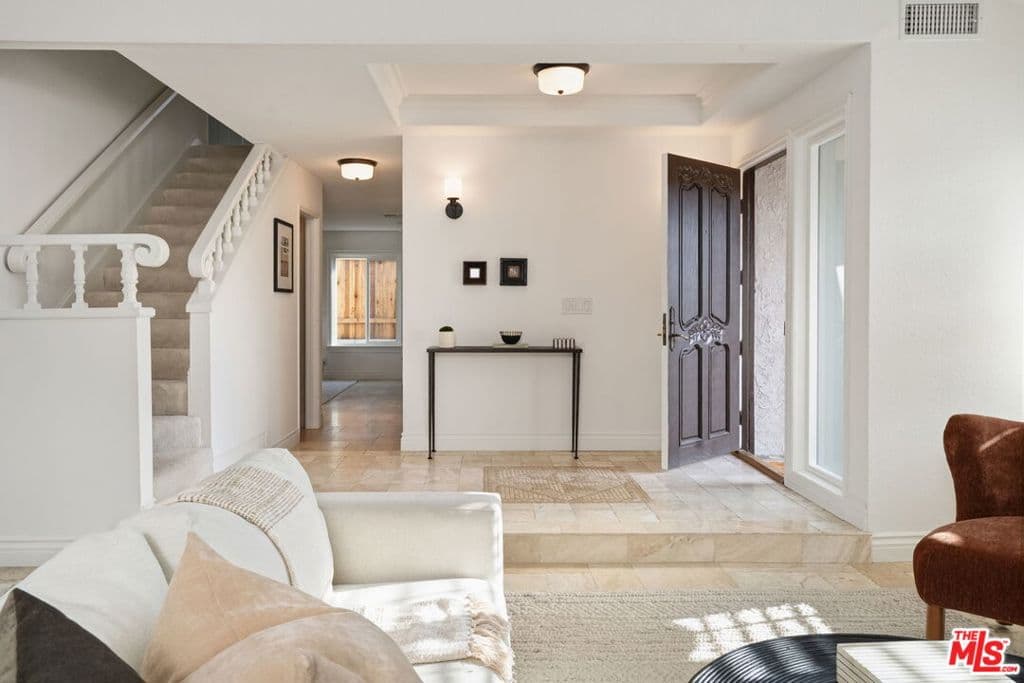 Home at 6497 Country Club Drive, La Verne — photo 3 of 12