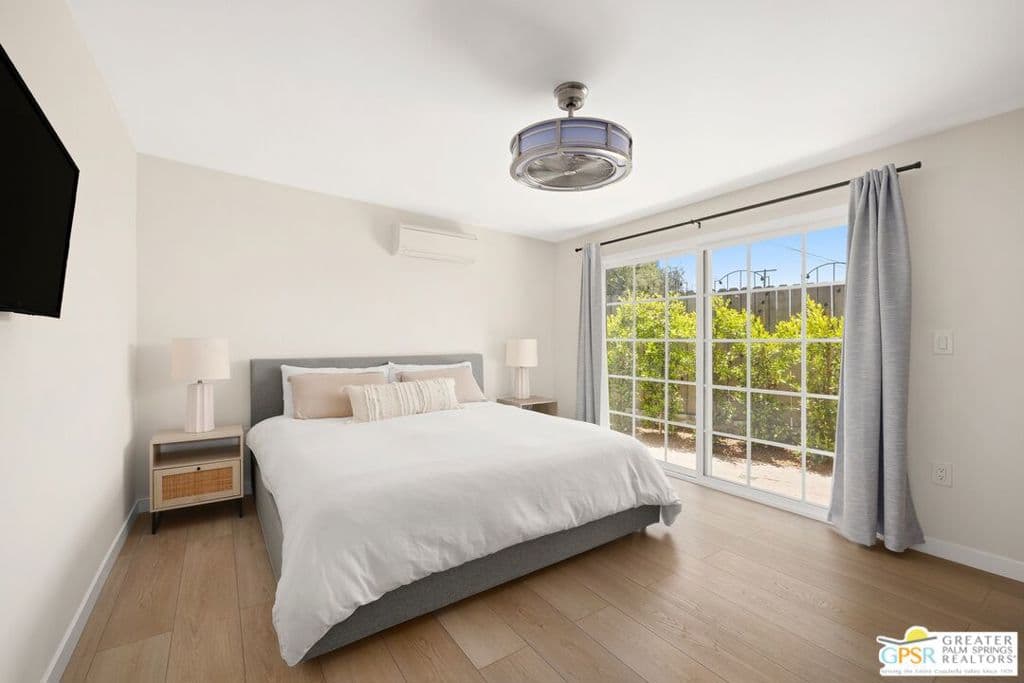 Home at 1686 Longwood Avenue, Claremont — photo 10 of 12