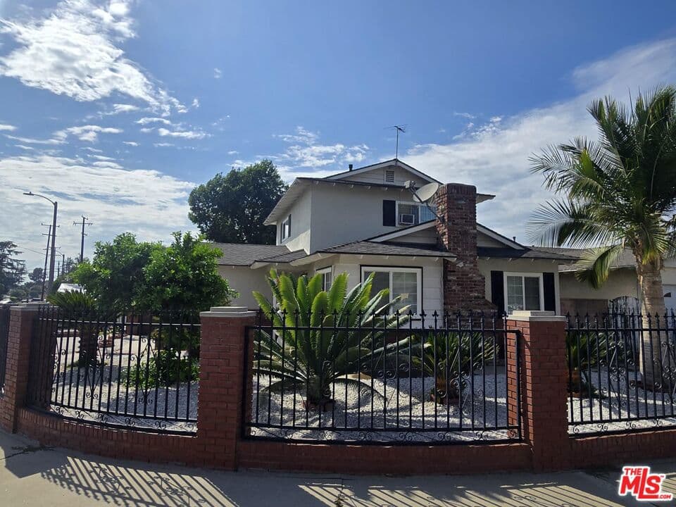 Home at 11515 Hallwood Drive, El Monte — photo 3 of 12