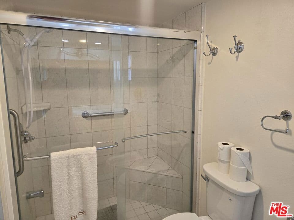 Home at 11515 Hallwood Drive, El Monte — photo 8 of 12