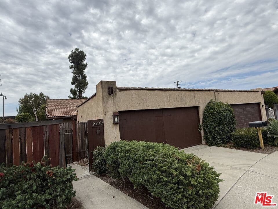 Home at 2477 Calle Villada Circle, Duarte — photo 3 of 5