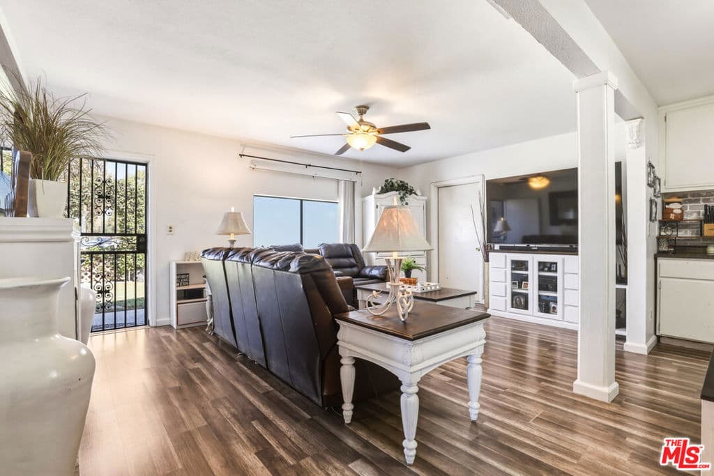 Home at 512 N Orange Avenue, La Puente — photo 12 of 12