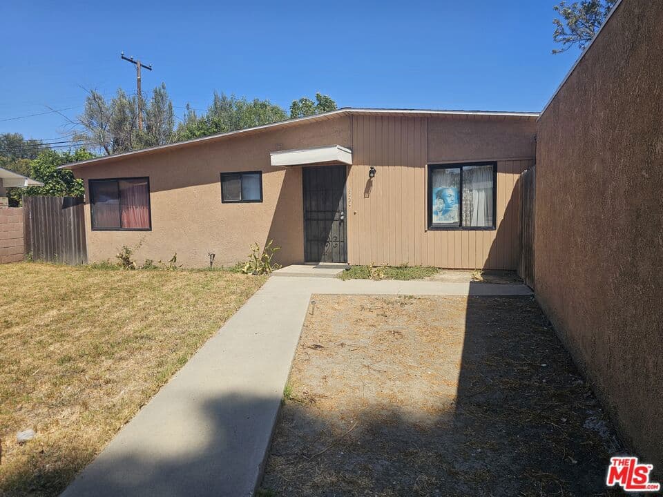 Home at 1720 S Hamilton Boulevard, Pomona — photo 1 of 4