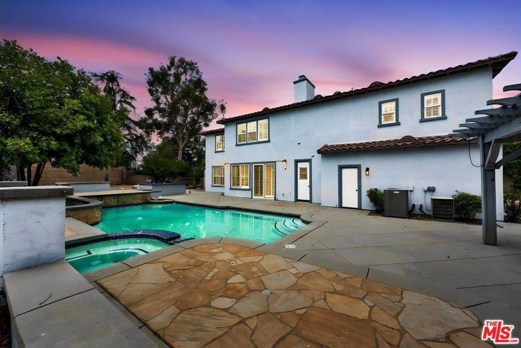Home at 680 Adirondack Lane, Claremont — photo 2 of 12