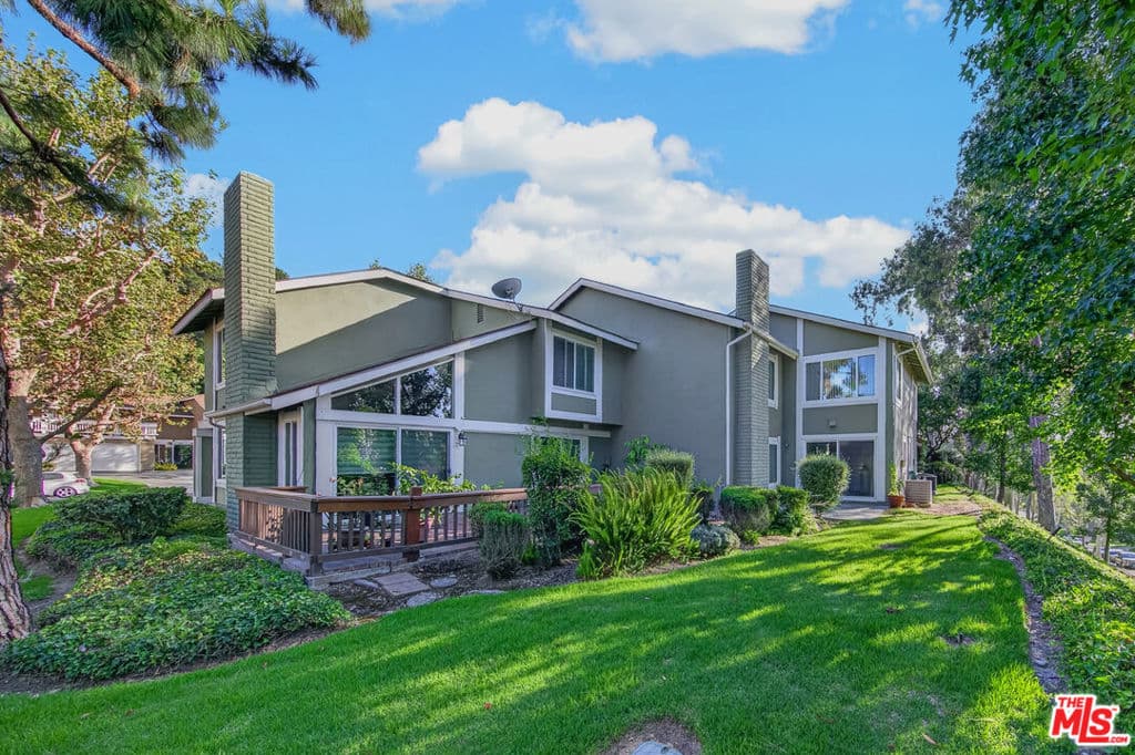 Condo at 2931 Sierra Crest Way, Hacienda Heights — photo 4 of 12
