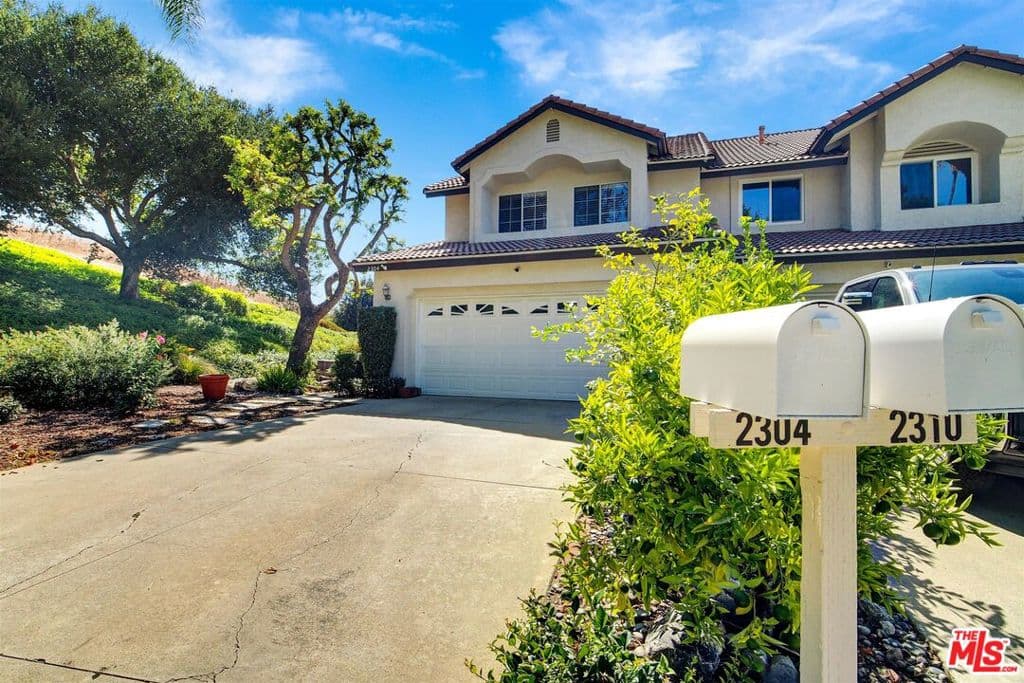 Home at 2304 Calle Trella, San Dimas — photo 4 of 12