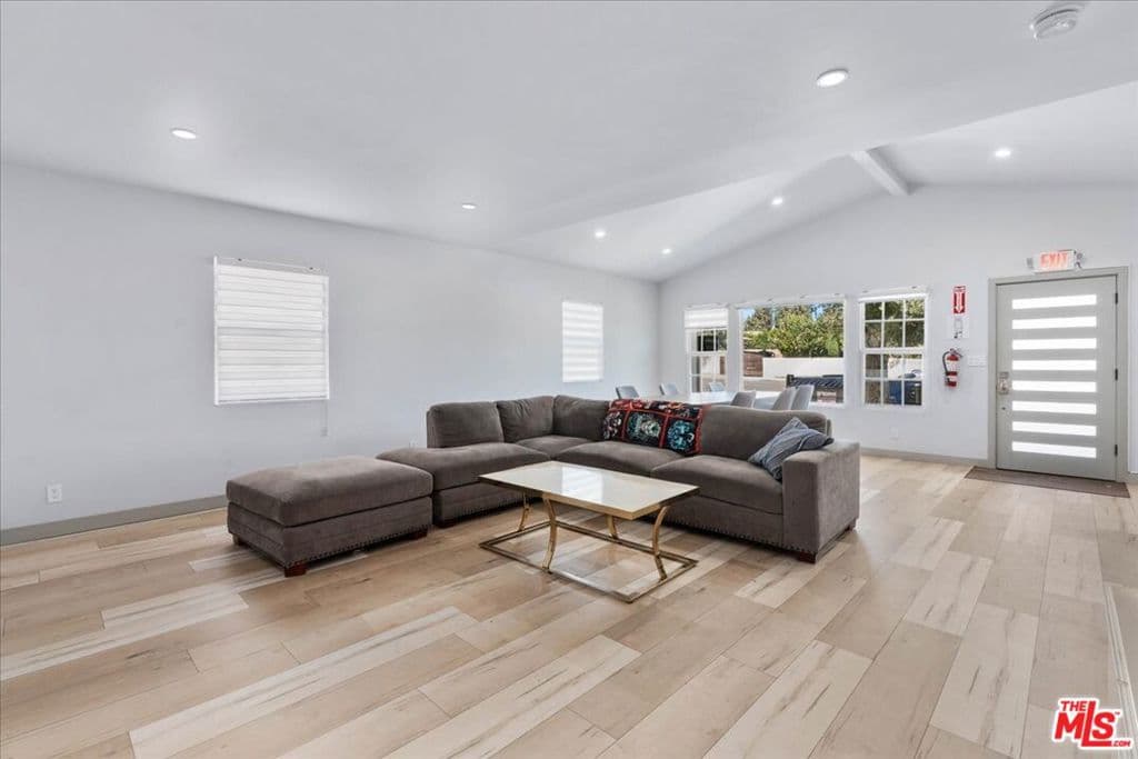 Home at 1213 S California Avenue, Monrovia — photo 9 of 12