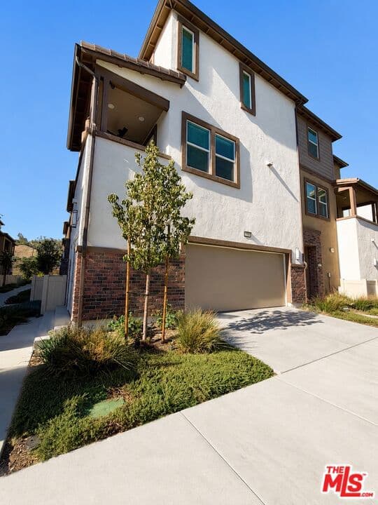 Townhouse at 1525 Stratus Drive, Pomona — photo 1 of 12