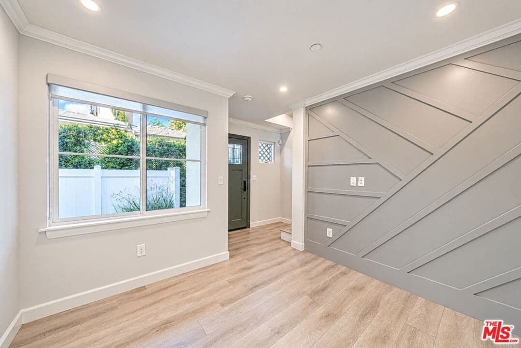 Townhouse at 1022 La Cadena Avenue B, Arcadia — photo 6 of 12