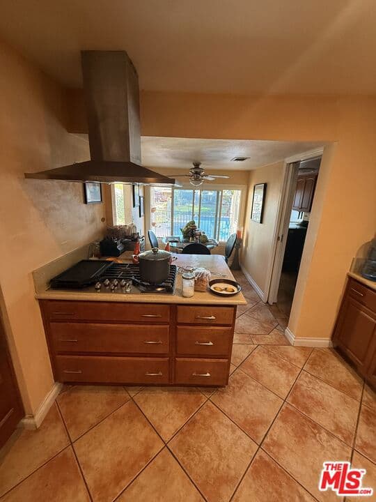 Home at 829 E Francisquito Avenue, West Covina — photo 4 of 7