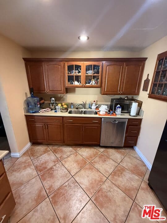 Home at 829 E Francisquito Avenue, West Covina — photo 5 of 7