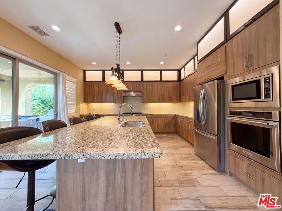 Home at 627 E Orange Blossom Way, Azusa — photo 2 of 12
