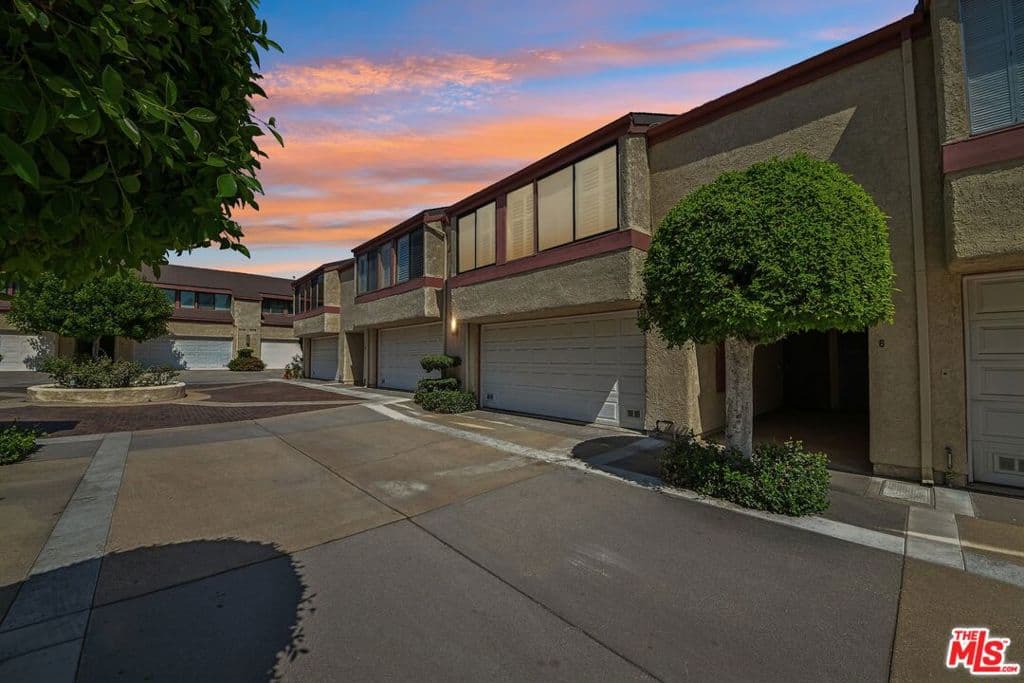 Condo at 1015 Arcadia Avenue 8, Arcadia — photo 1 of 10