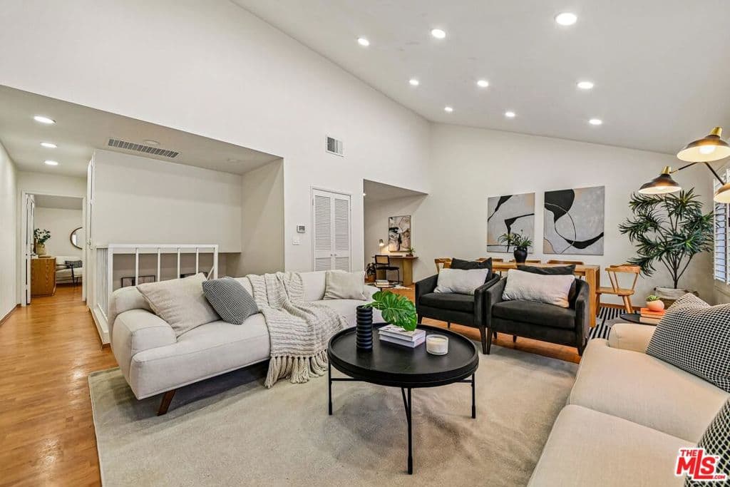 Condo at 1015 Arcadia Avenue 8, Arcadia — photo 3 of 10