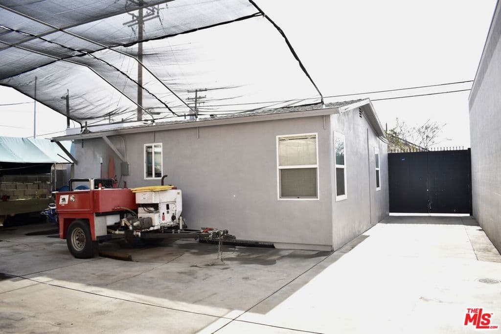 Home at 9375 Fern Street, South El Monte — photo 11 of 12