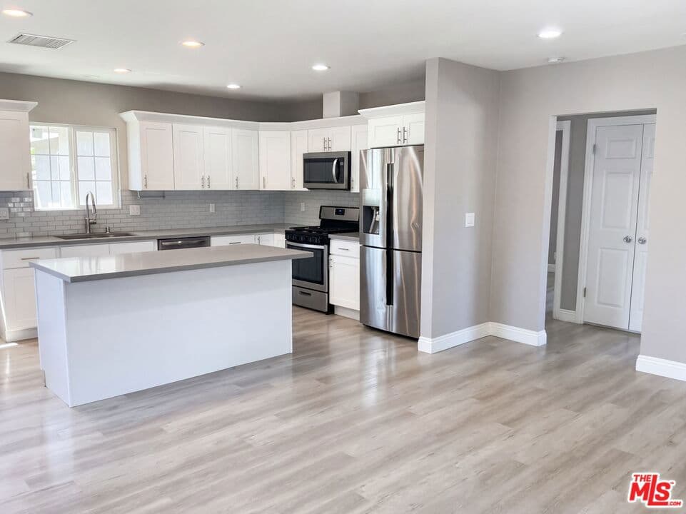 Home at 1844 Fleming Street, Pomona — photo 10 of 12