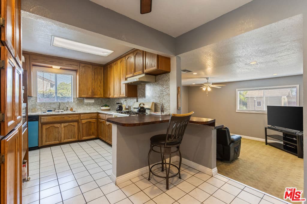 Home at 14006 Olive Street, Baldwin Park — photo 9 of 12