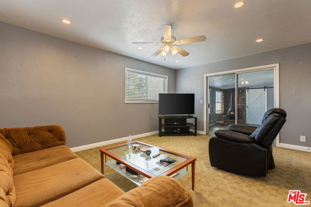 Home at 14006 Olive Street, Baldwin Park — photo 10 of 12