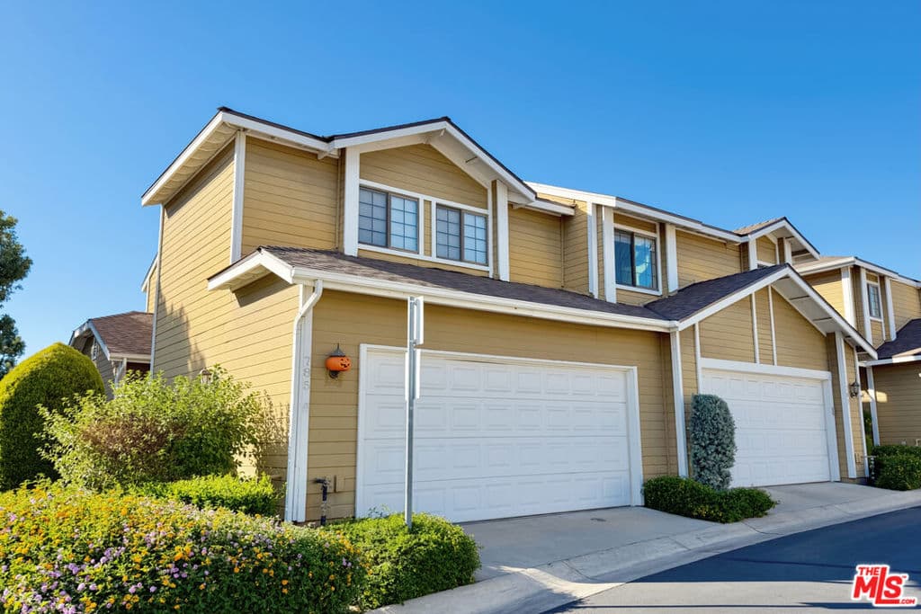 Townhouse at 785 Lander Circle, Claremont — photo 1 of 1