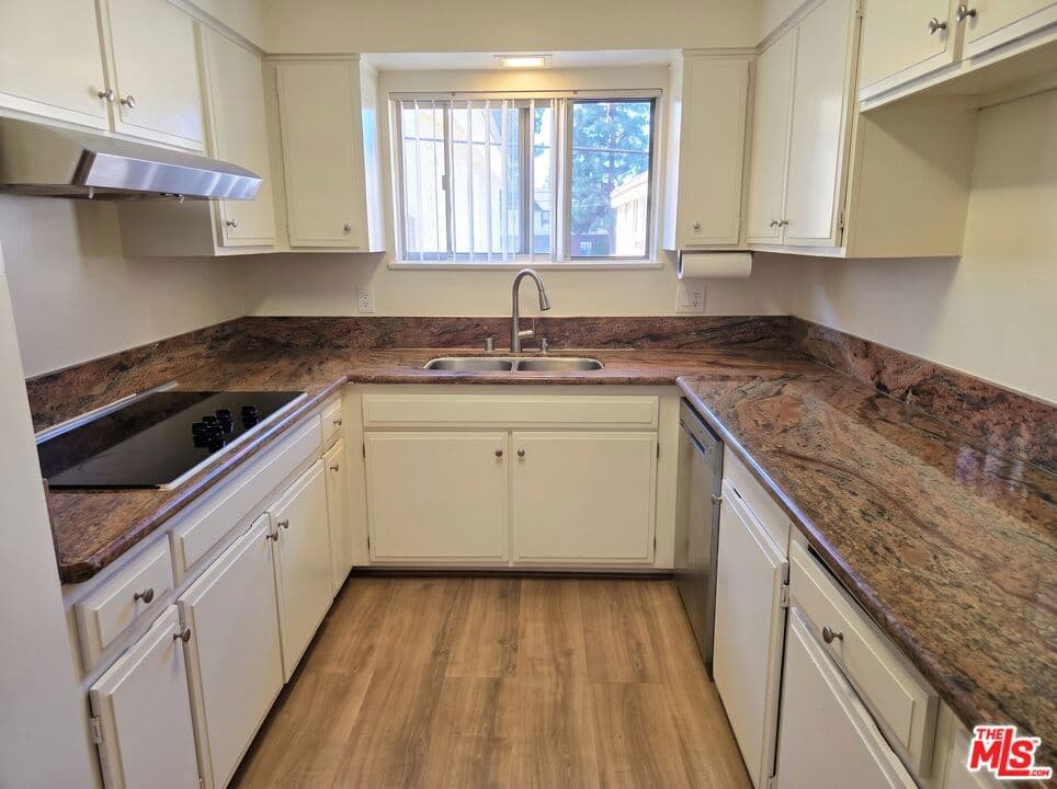 Condo at 471 W Duarte Road 227, Arcadia — photo 5 of 12