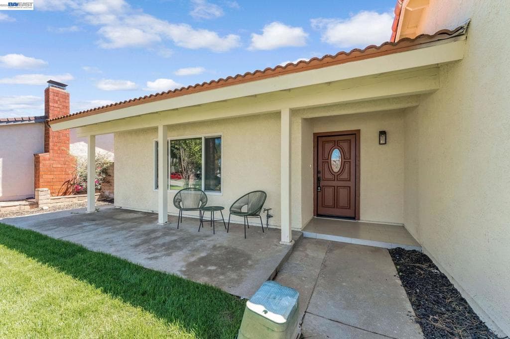 Home at 2624 Damien Ave, La Verne — photo 3 of 12