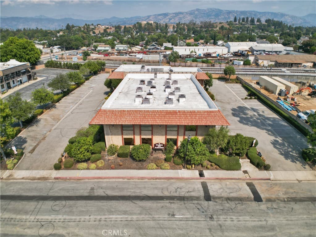 Home at 425 W Bonita Avenue, San Dimas — photo 1 of 12