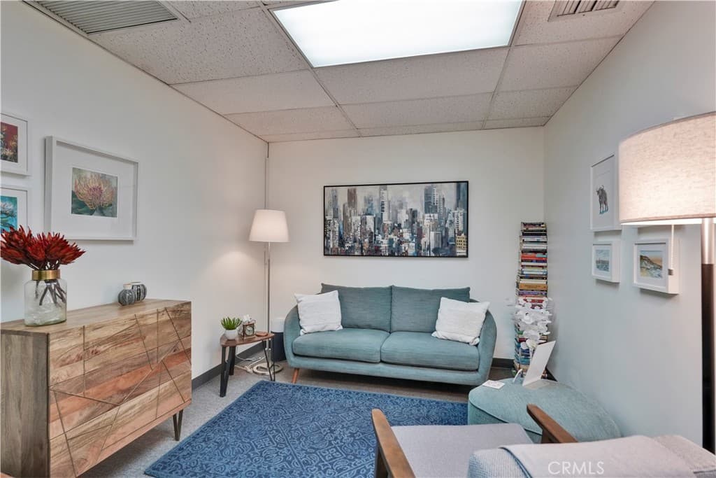Home at 425 W Bonita Avenue, San Dimas — photo 12 of 12