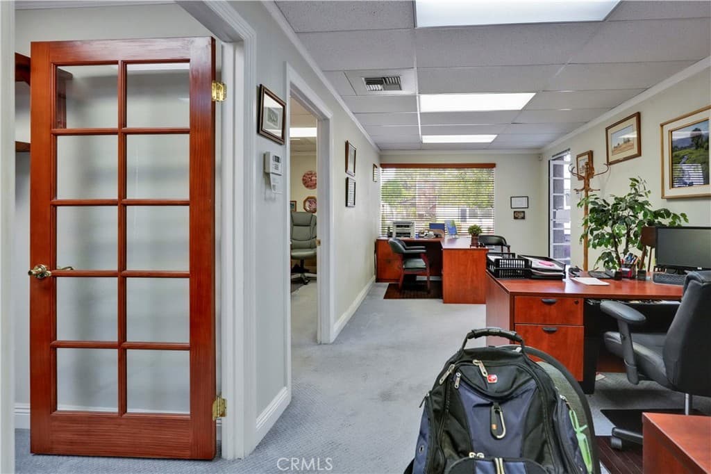 Home at 425 W Bonita Avenue, San Dimas — photo 6 of 12