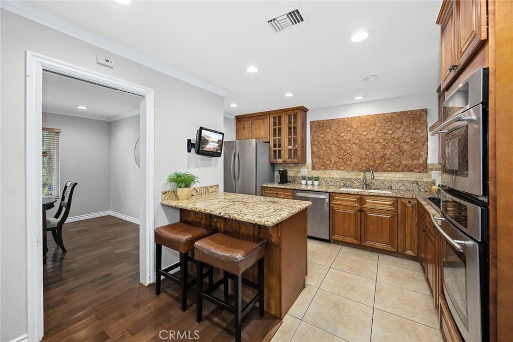 Home at 261 Oakhurst, Arcadia — photo 11 of 12