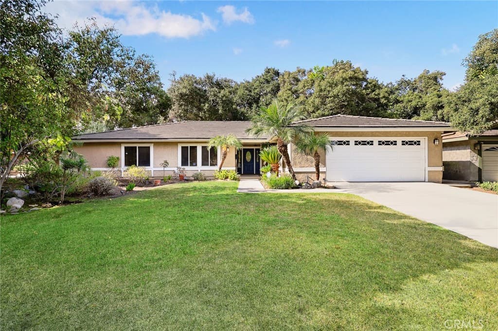 Home at 261 Oakhurst, Arcadia — photo 3 of 12