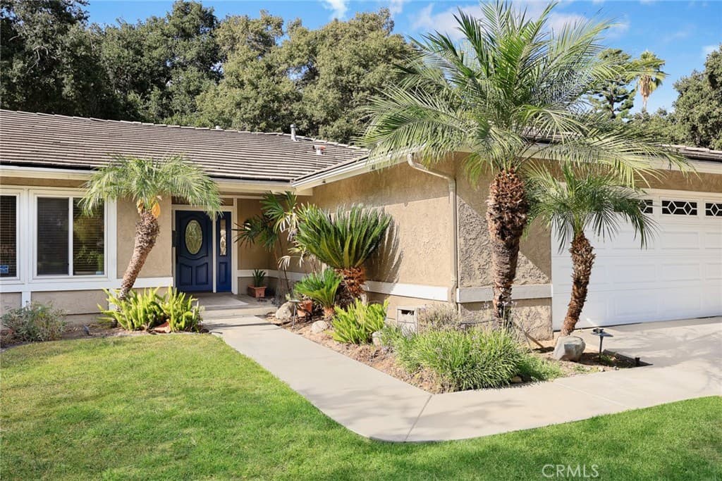 Home at 261 Oakhurst, Arcadia — photo 4 of 12