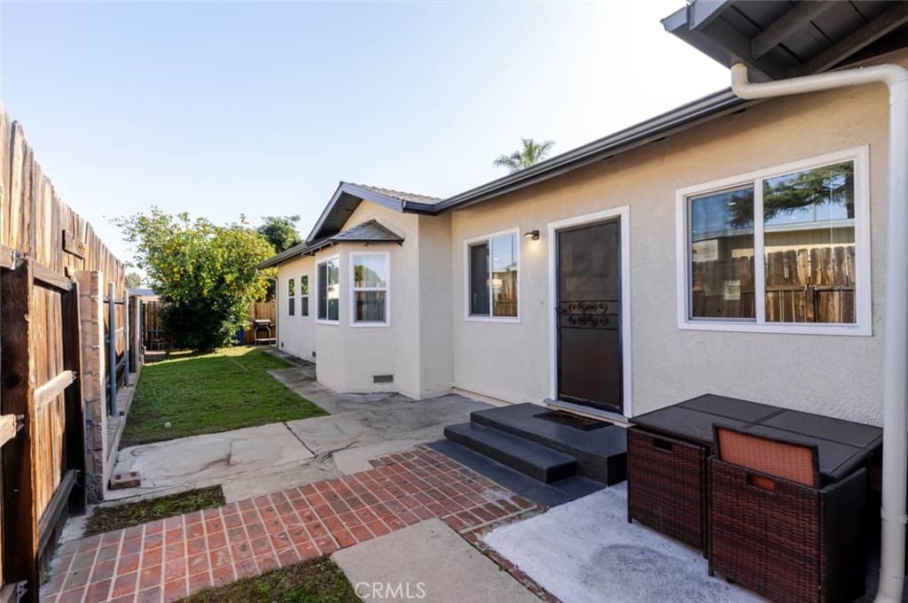 Home at 6216 Oak, Temple City — photo 2 of 12