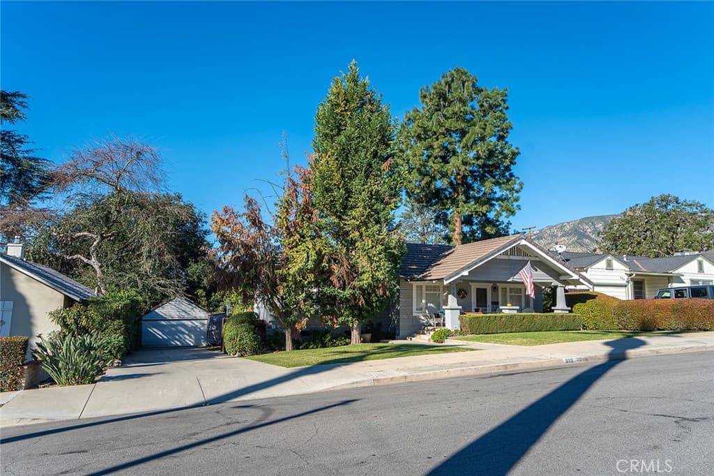 Home at 319 N Encinitas Avenue, Monrovia — photo 2 of 12