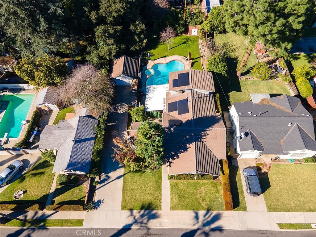 Home at 319 N Encinitas Avenue, Monrovia — photo 4 of 12