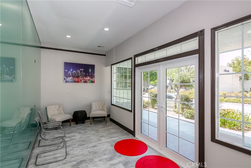 Commercial at 220 218-220 S Myrtle Avenue, Monrovia — photo 5 of 12