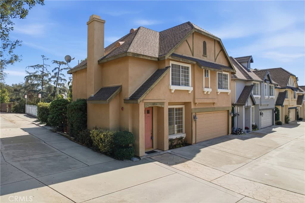 Home at 108 S Mountain A, Monrovia — photo 2 of 12