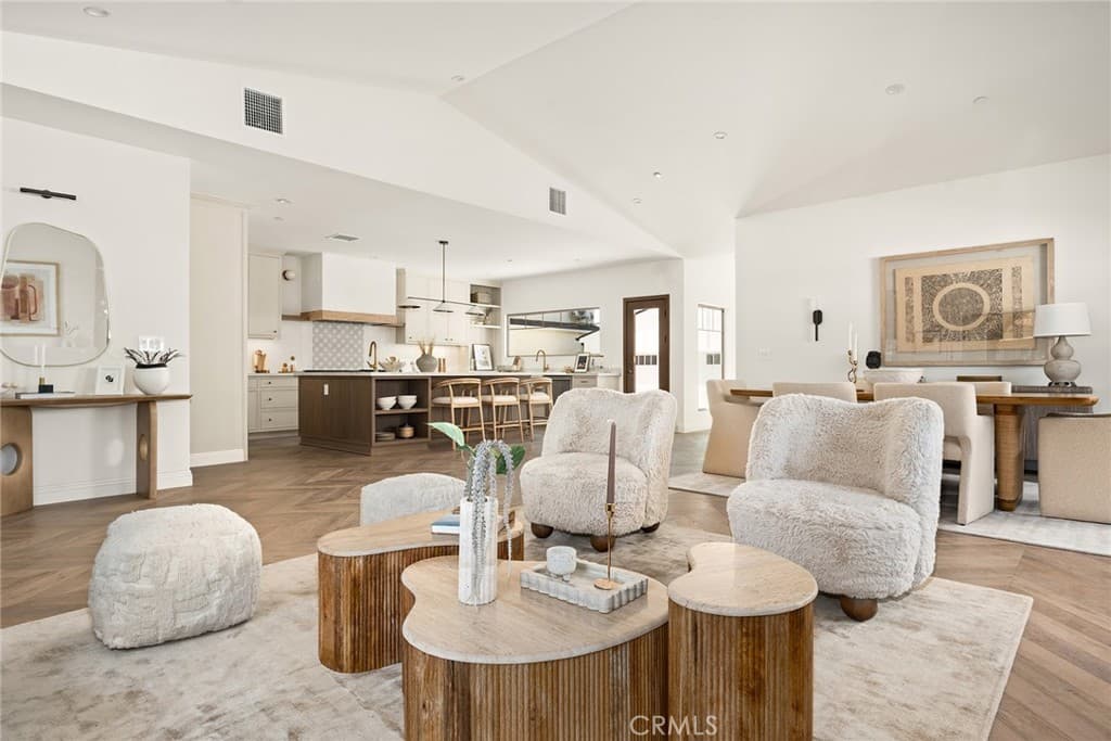 Home at 5731 Oak Avenue, Temple City — photo 9 of 12
