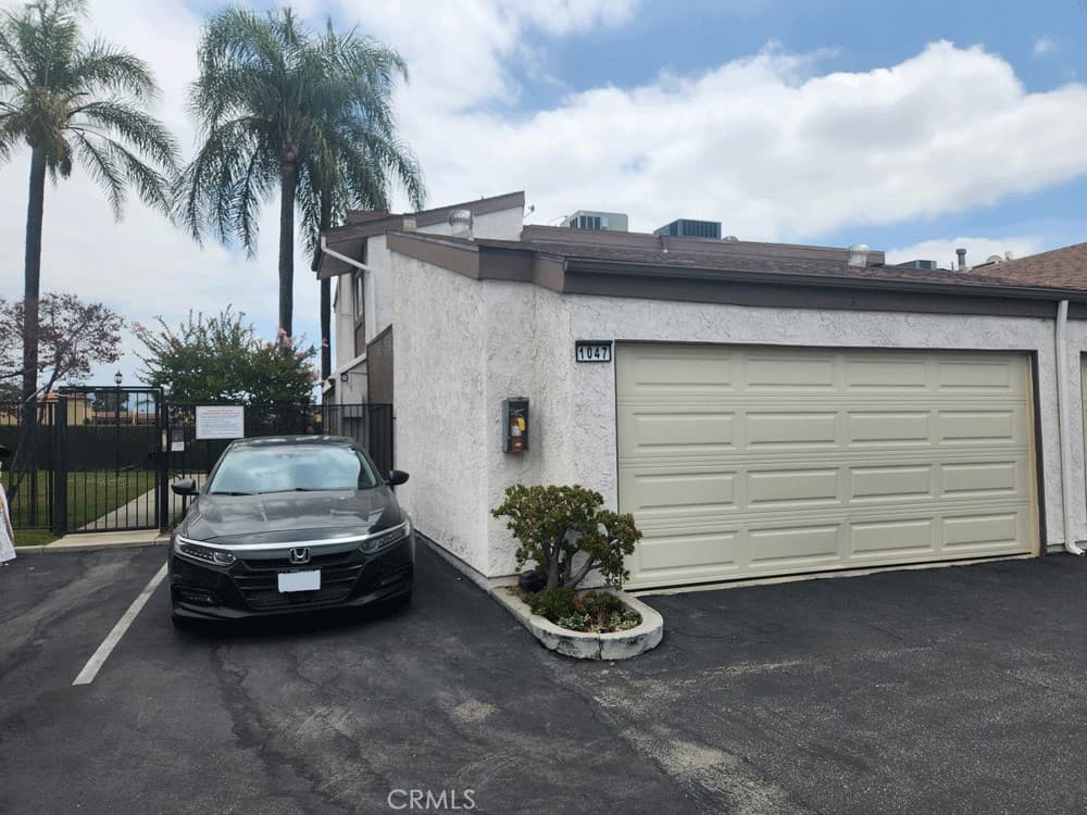 Townhouse at 1047 E Huntington Drive C, Monrovia — photo 2 of 12