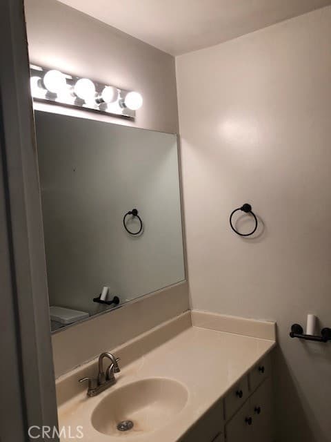 Townhouse at 404 N Cerritos, Azusa — photo 4 of 6