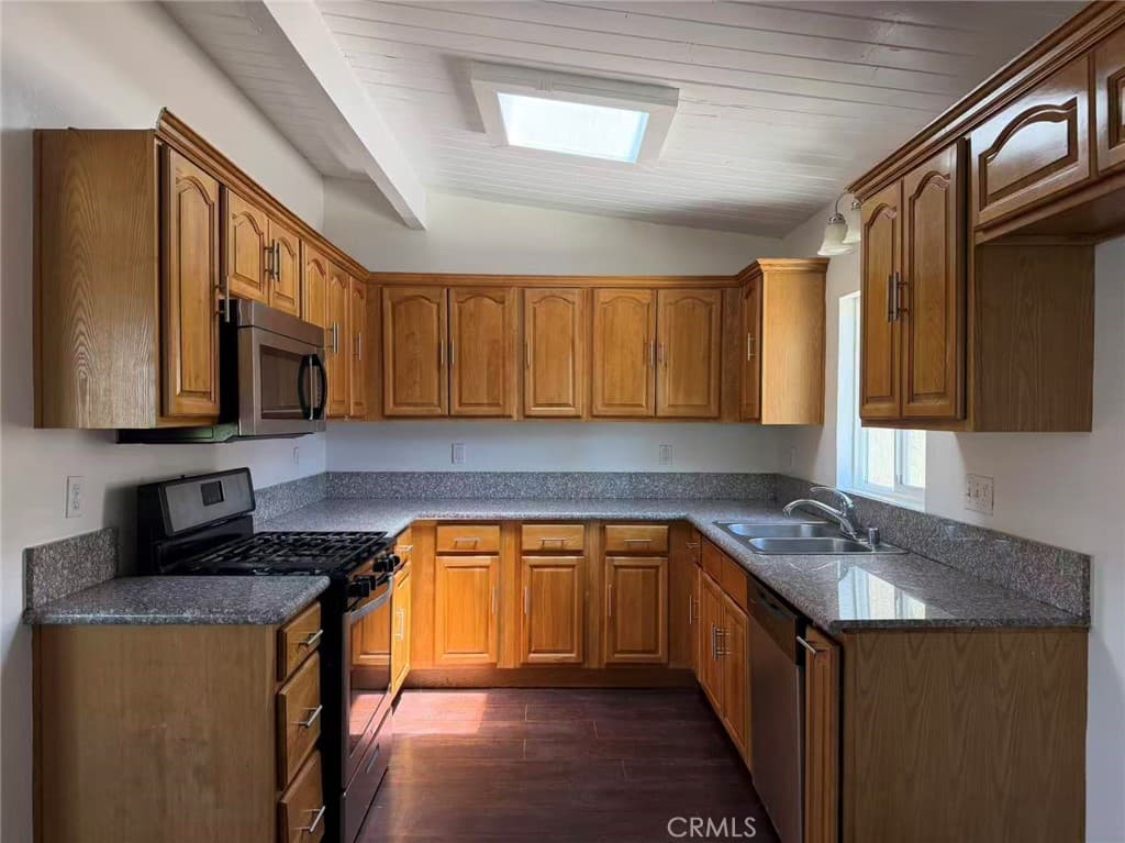 Home at 18249 E Gladstone Street, Azusa — photo 8 of 12