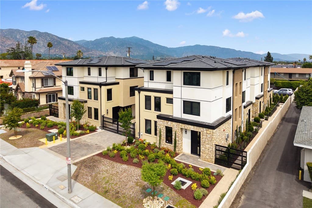 Condo at 826 Sunset Boulevard A, Arcadia — photo 3 of 12