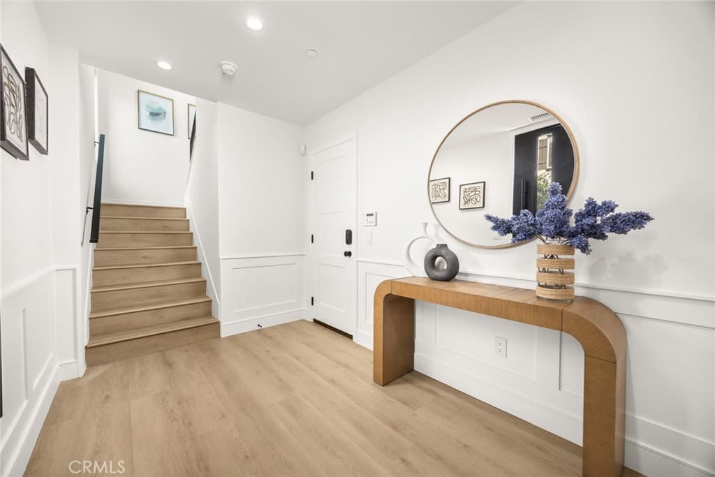Condo at 826 Sunset Boulevard B, Arcadia — photo 10 of 12