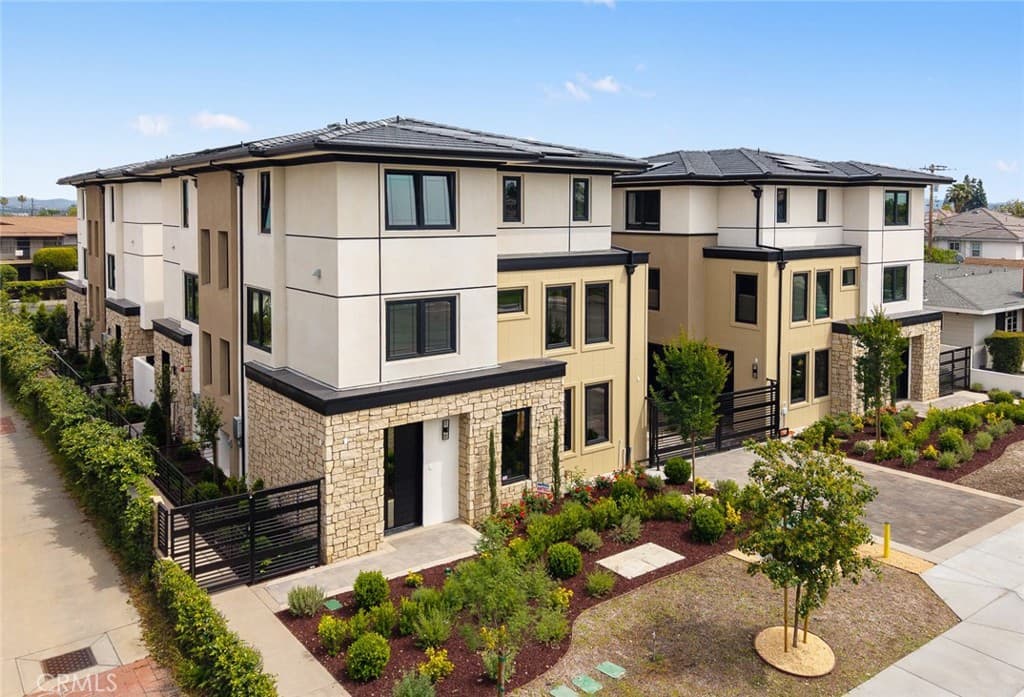 Condo at 828 Sunset Boulevard A, Arcadia — photo 1 of 12