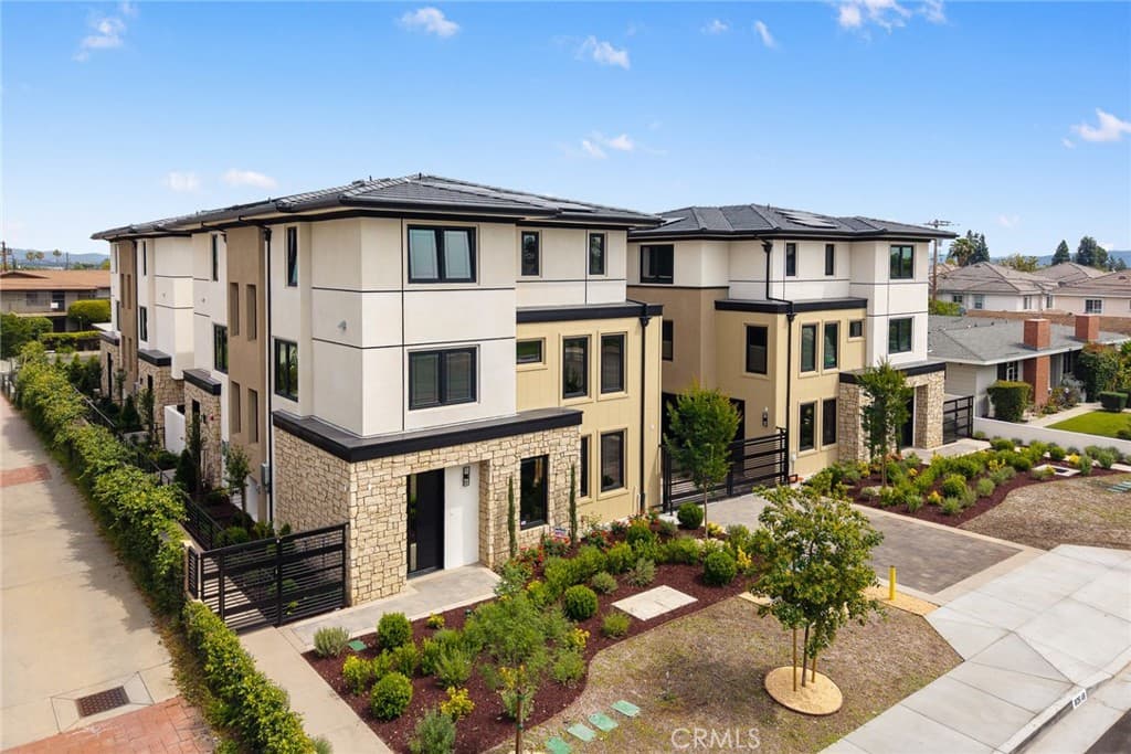Condo at 832 Sunset Boulevard A, Arcadia — photo 1 of 12