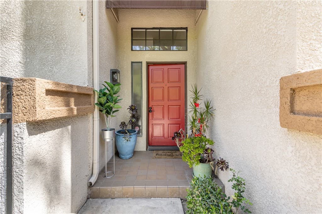 Condo at 11 Wildflower Pl, Pomona — photo 4 of 12