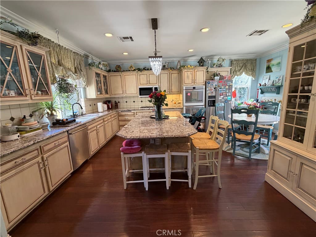Home at 4226 Hartshorn Ranch Place, La Verne — photo 8 of 12