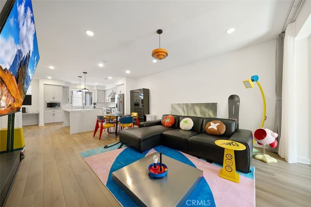 Townhouse at 4323 Jasmine Ln, Arcadia — photo 1 of 12