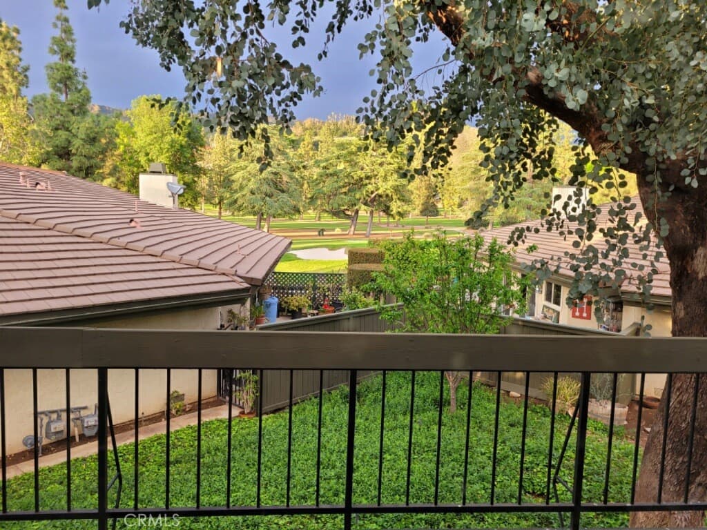 Condo at 2317 E Curtis ct E 9, Glendora — photo 10 of 11