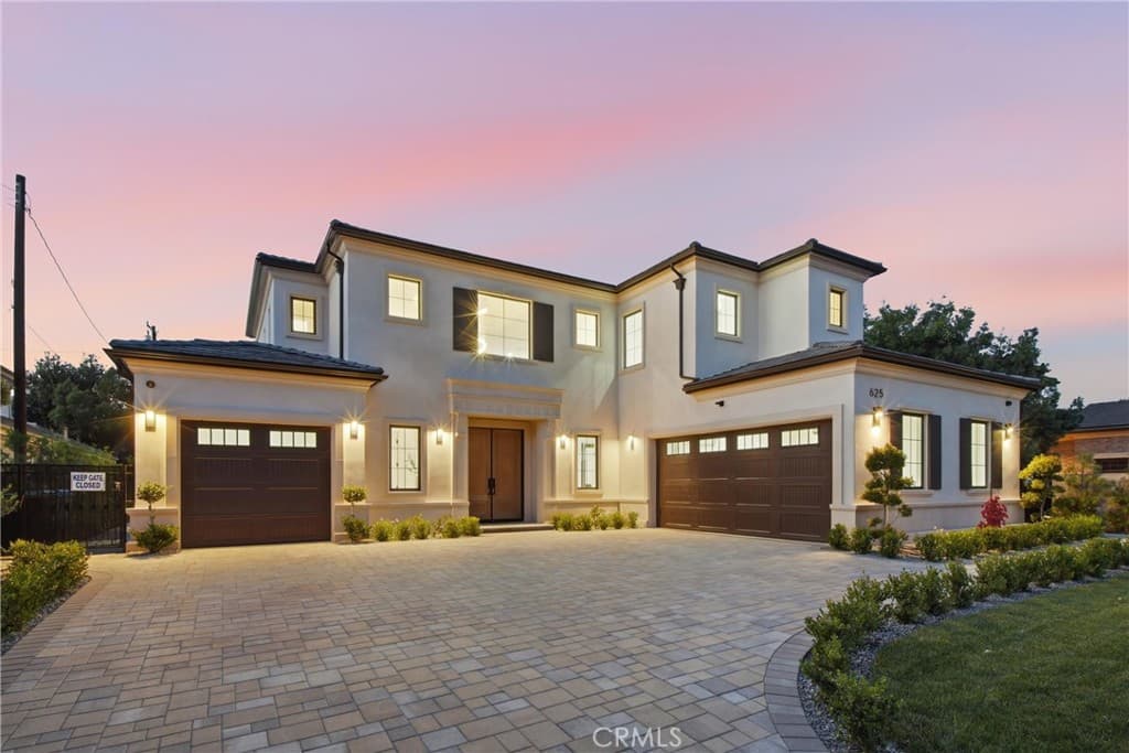 Home at 625 E Norman, Arcadia — photo 3 of 12